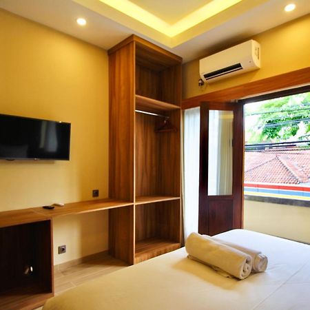 Ab Hotel Kuta By Agata Buitenkant foto