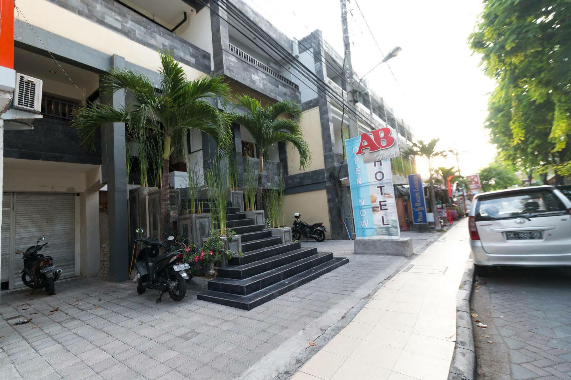 Ab Hotel Kuta Kuta Lombok Buitenkant foto